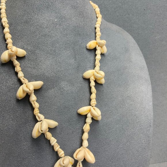 Cluster Loop Shell Necklace 26 In Off White Natural Handmade Boho Ocean Exotic - Picture 4 of 6